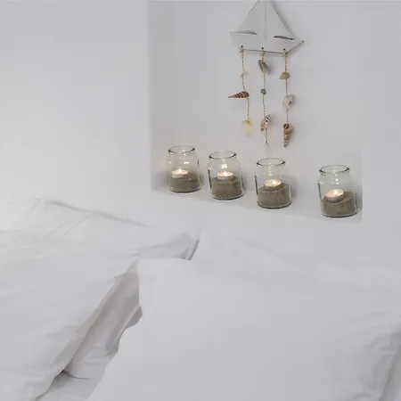 Hotel Cleopatra Seaside Homes Paros 3*