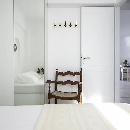 Cleopatra Homes Piso Livadi