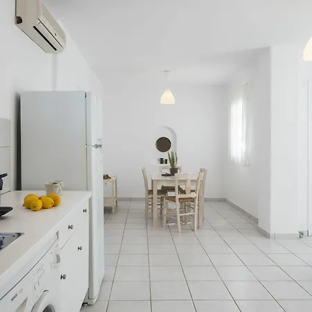 Cleopatra Homes Piso Livadi