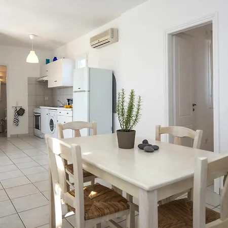 Cleopatra Homes Apartment *