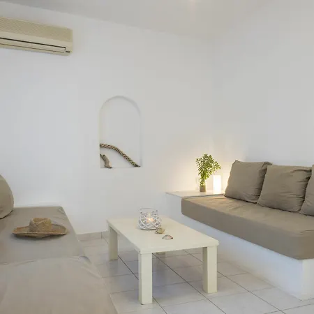 Cleopatra Seaside Homes Paros 3*