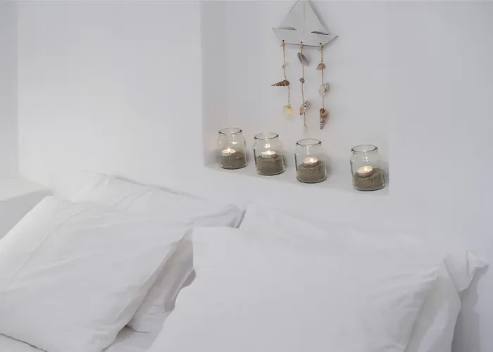 Hotel Cleopatra Seaside Homes Paros 3*