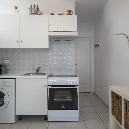 Cleopatra Seaside Homes Paros Hotel 3*