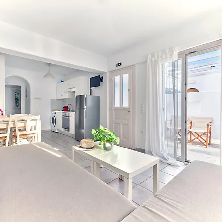 Hotel Cleopatra Seaside Homes Paros