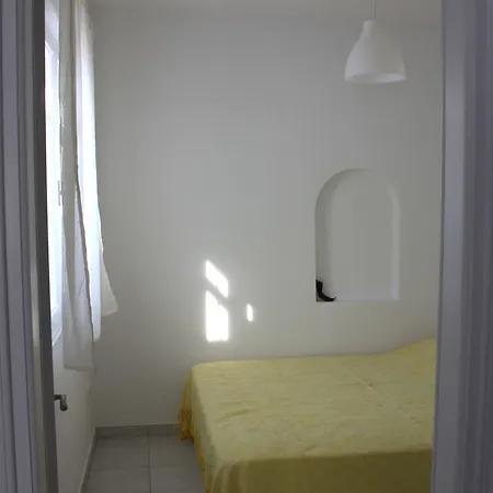Cleopatra Seaside Homes Paros