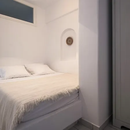 Hotel Cleopatra Seaside Homes Paros