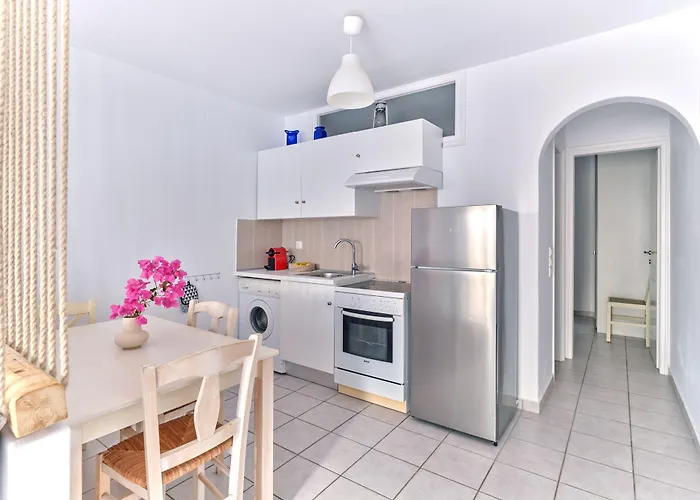 Cleopatra Seaside Homes Paros 3* 皮索·里瓦蒂