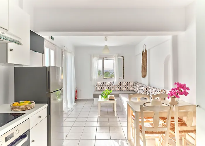 Cleopatra Seaside Homes Paros