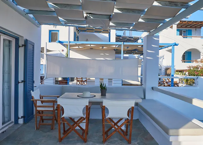 Cleopatra Seaside Homes Paros 酒店 3*