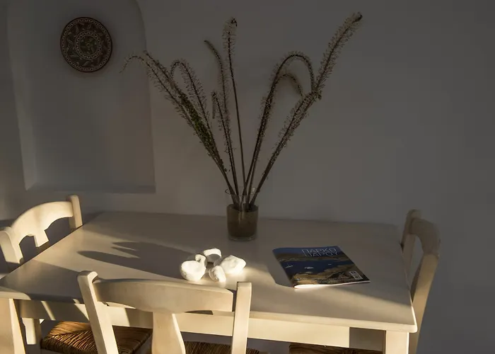 Cleopatra Seaside Homes Paros